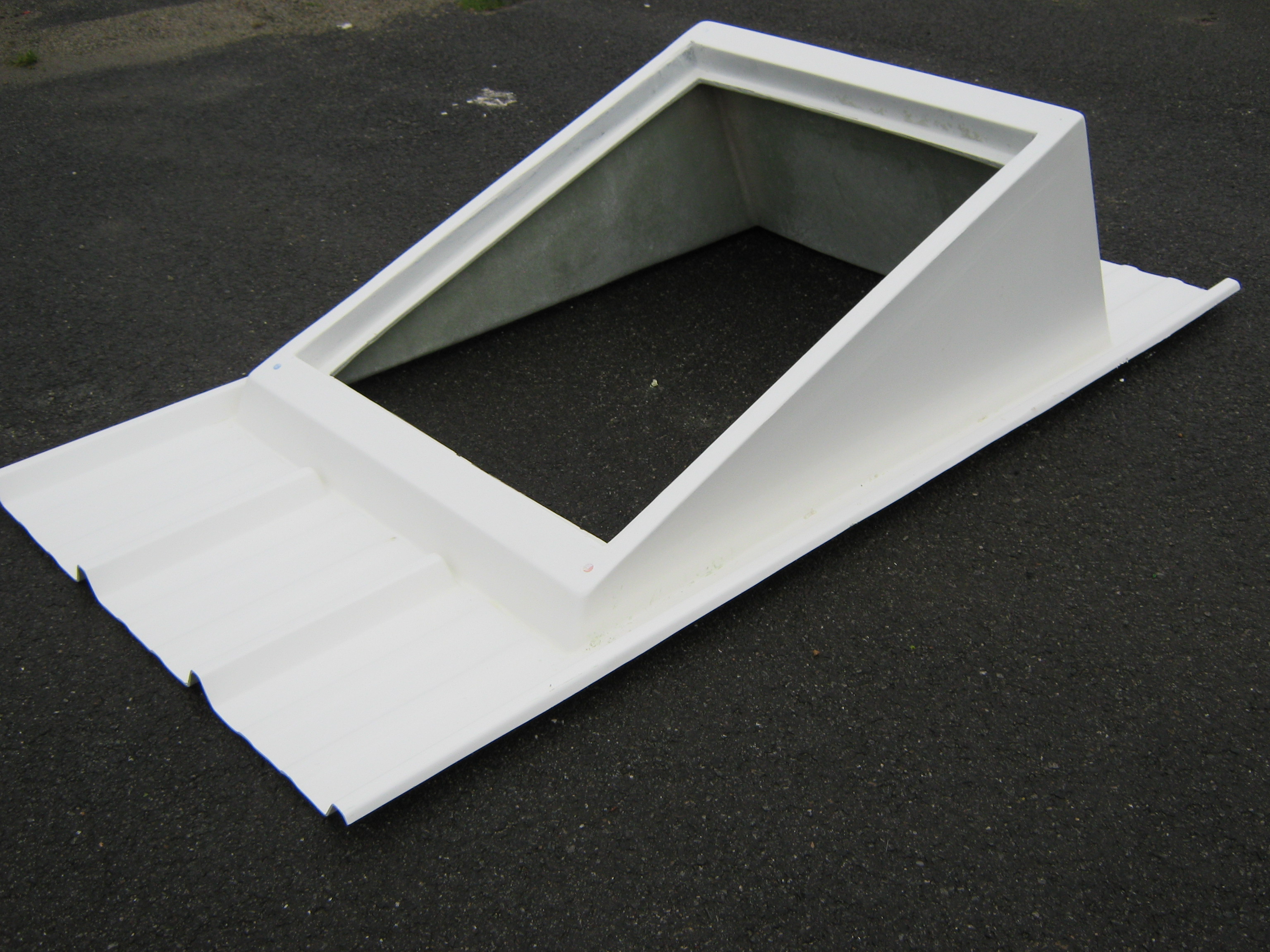 tole bac acier avec velux